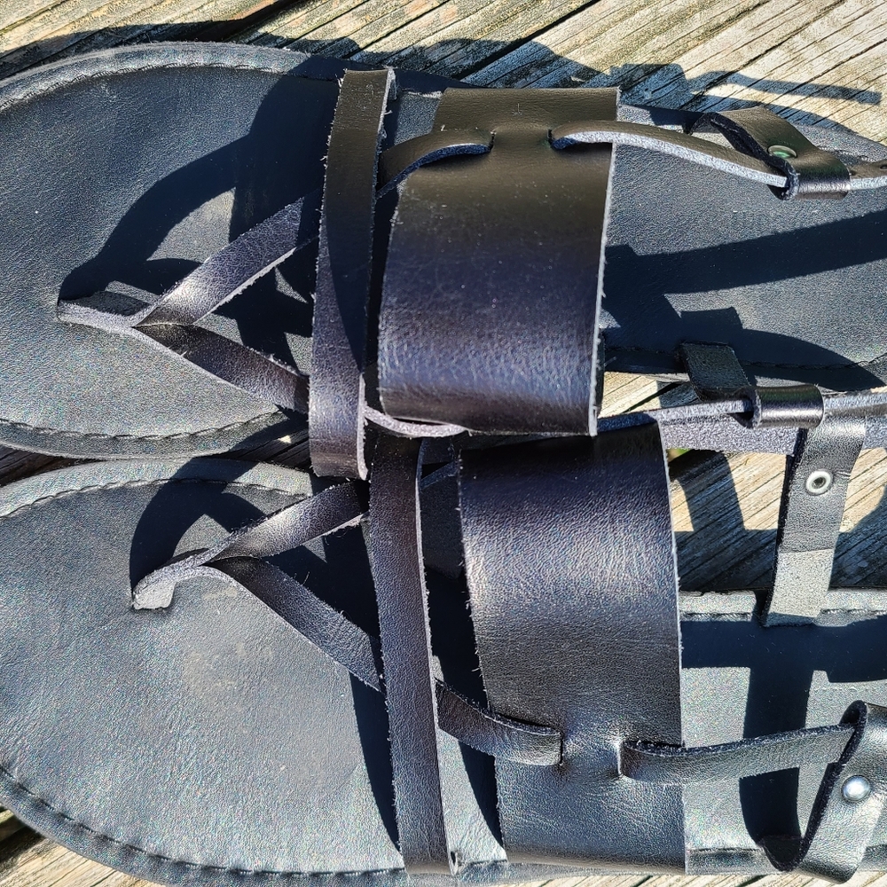 Sandal
